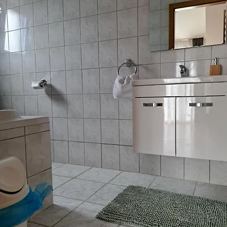 Apartments&room Babic Guest house Kastela