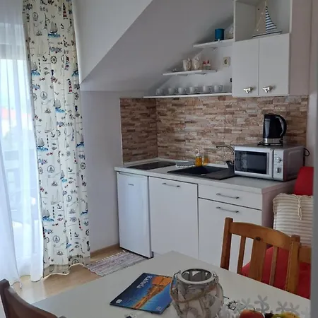 Apartments&room Babic 3*
