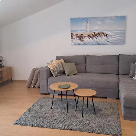 Apartments&room Babic Guest house 3*