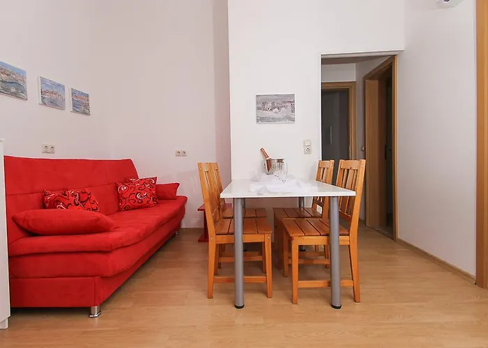 Apartments&room Babic Kastela
